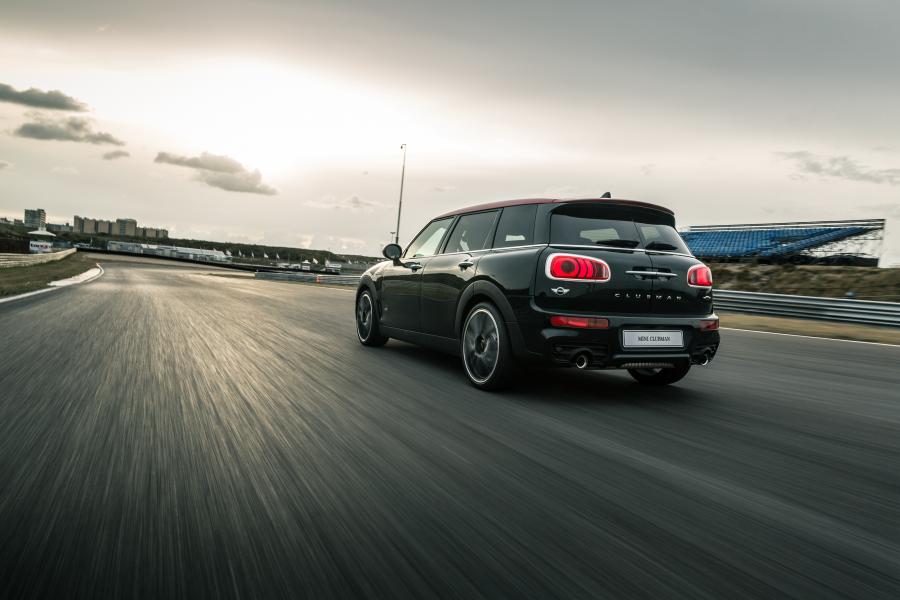  Mini John Cooper Works Clubman 2016 года  (WW) (фото 11 из 102)